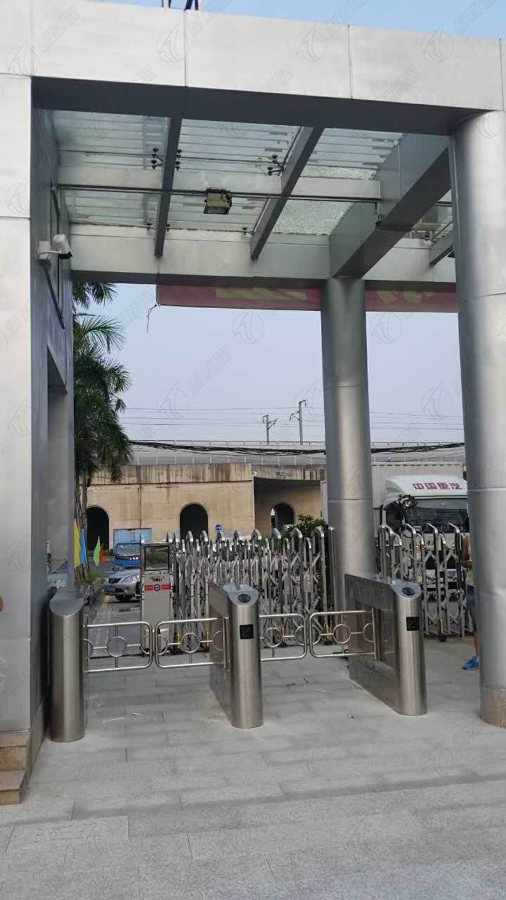 �A��б��[�l�����D